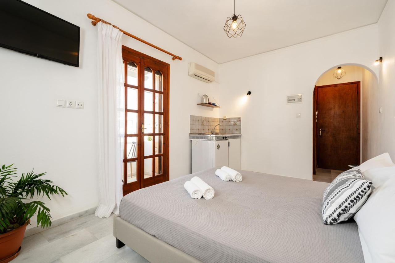 Flerianos Studios Naxos Agios Prokopios  Buitenkant foto
